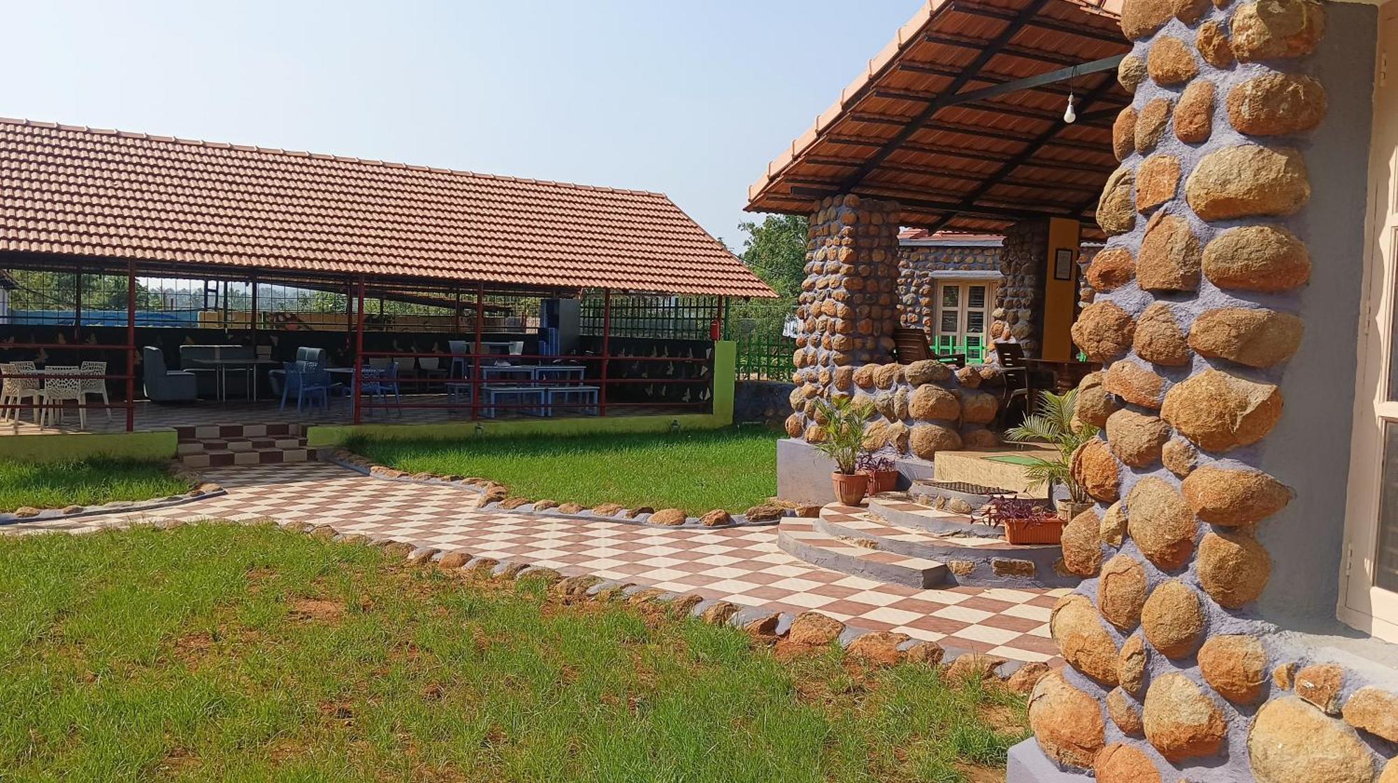 Vara Farms Mulhalli Εξωτερικό φωτογραφία
